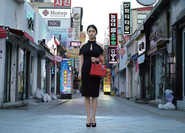 Dior Advertisement Named “Korean Female” / futurekorea.co.kr