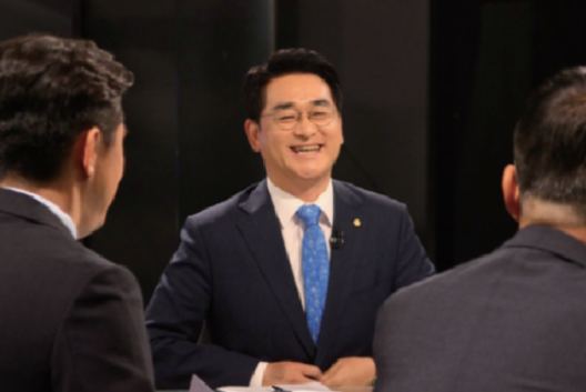 Park Yong-jin on a Broadcast Debate