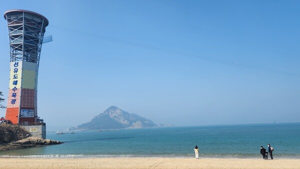 Seonyu Island Beach