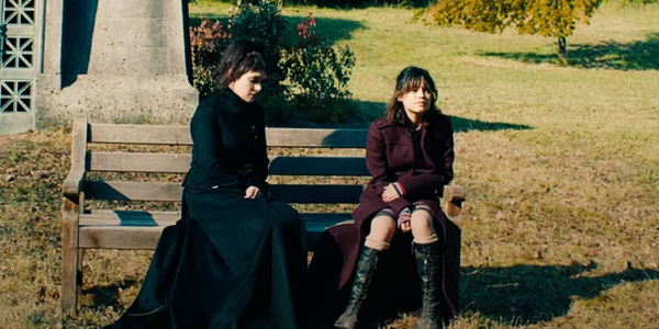 Astrid and Lydia Talking at Charles’s Funeral(screenrant.com)
