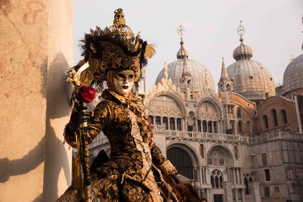 Venice Carnival (walksofitaly.com)