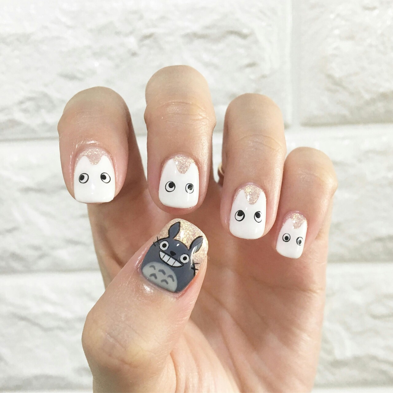 Character Nails (pexels.com)