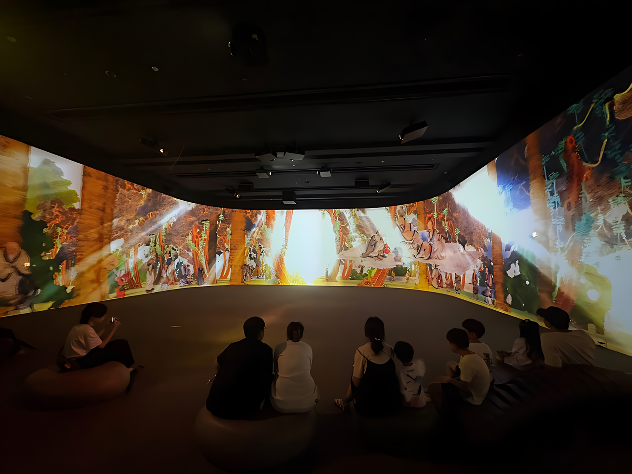 Vivid Moments of Digital Immersion