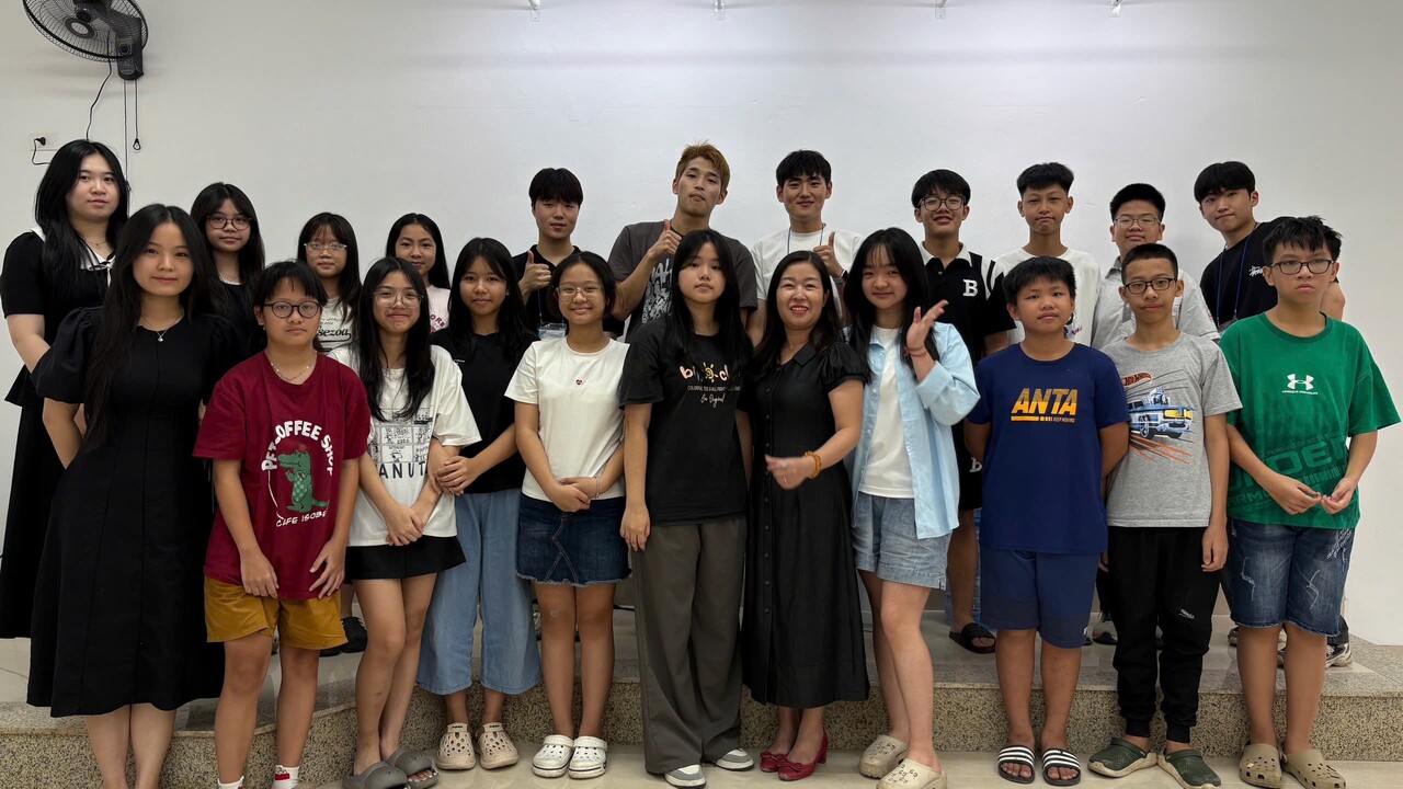 Spreading Kindness at Thang Long Middle School